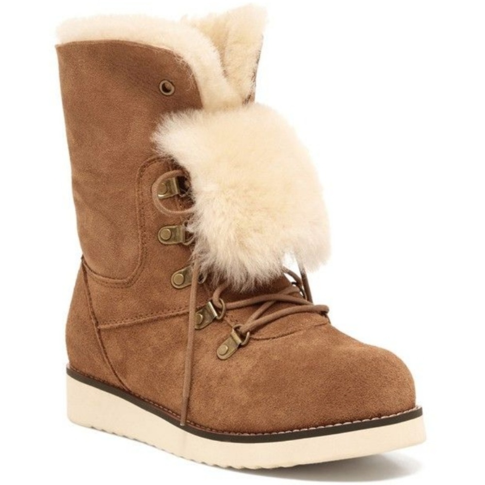 Australia Luxe Yael Genuine Shearling Lined Boot